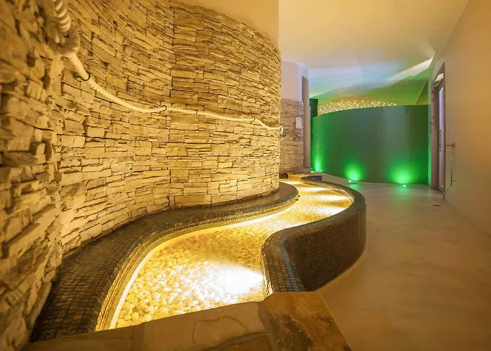  Mercure Olbia